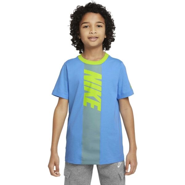 Nike NSW TEE AMPLIFY SP22 Chlapecké tričko